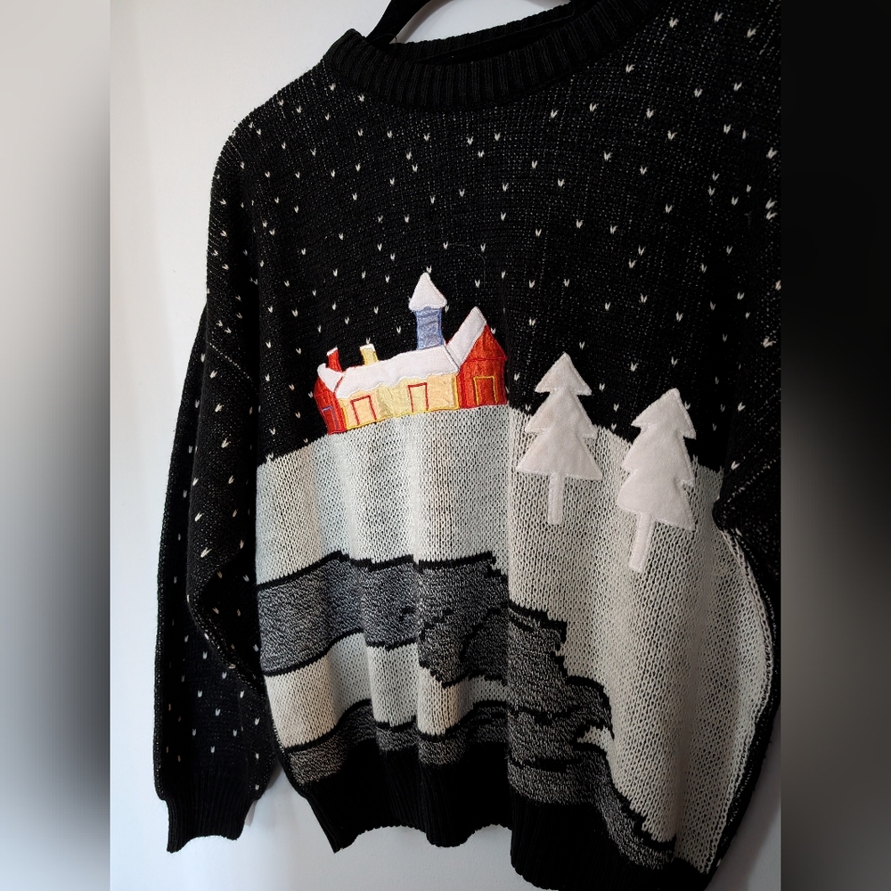 Vintage Winter Cottage Scene Sweater – Black & Grey Knit – Applique - Picture 3 of 7